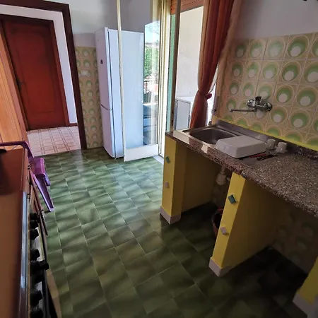 Longo Apartment Agnone Bagni