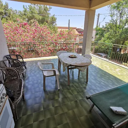 Apartment Longo *