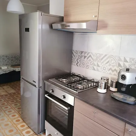 Longo Apartment *